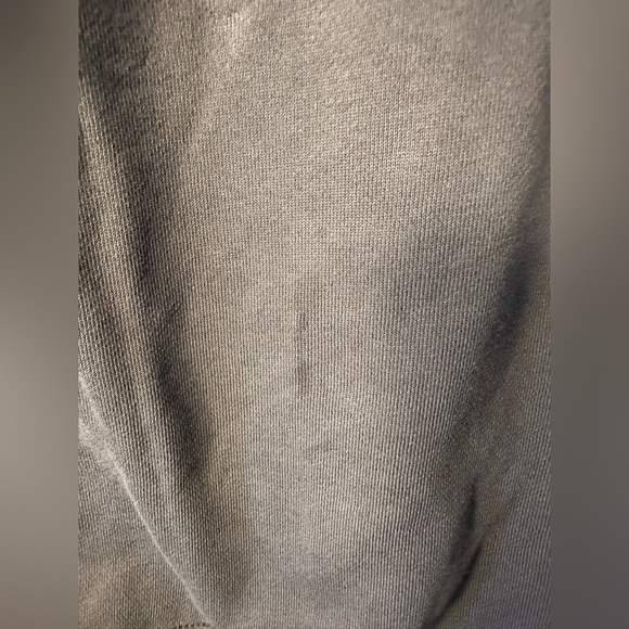 Uniqlo UT Peanuts Snoopy Sweatshirt Men’s Medium Gray - Picture 5 of 7